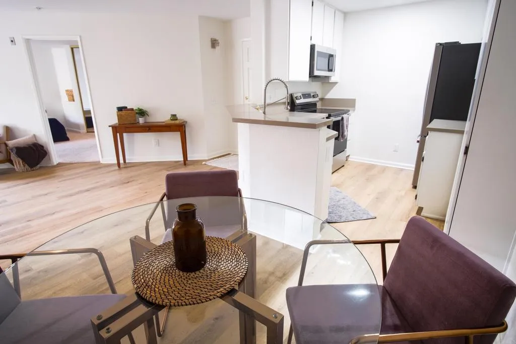 7067 Camino Revueltos UNIT 310, San Diego, CA, 92111