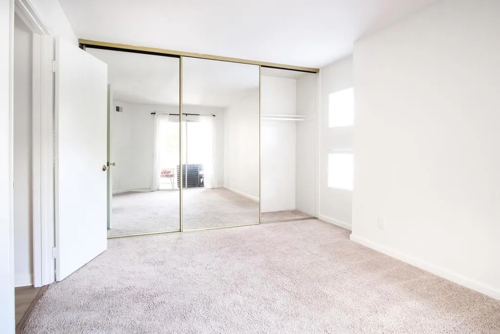 https://cdn.realtyfeed.com/cdn/127/306640229/d42d1f73de24e11a64441c62a6e086c0.webp