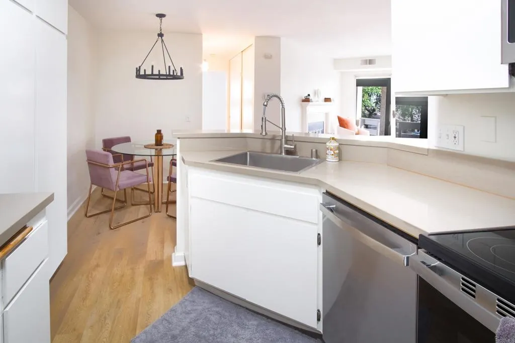 7067 Camino Revueltos UNIT 310, San Diego, CA, 92111