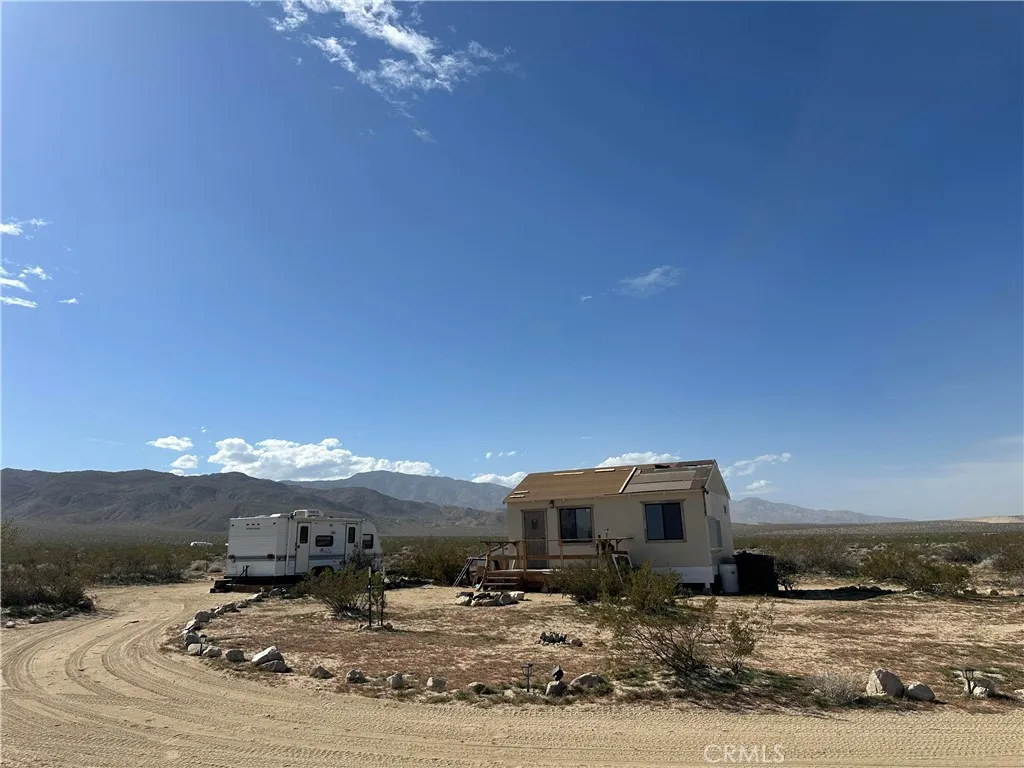 777 Walker Road, Johnson Valley, CA, 92285