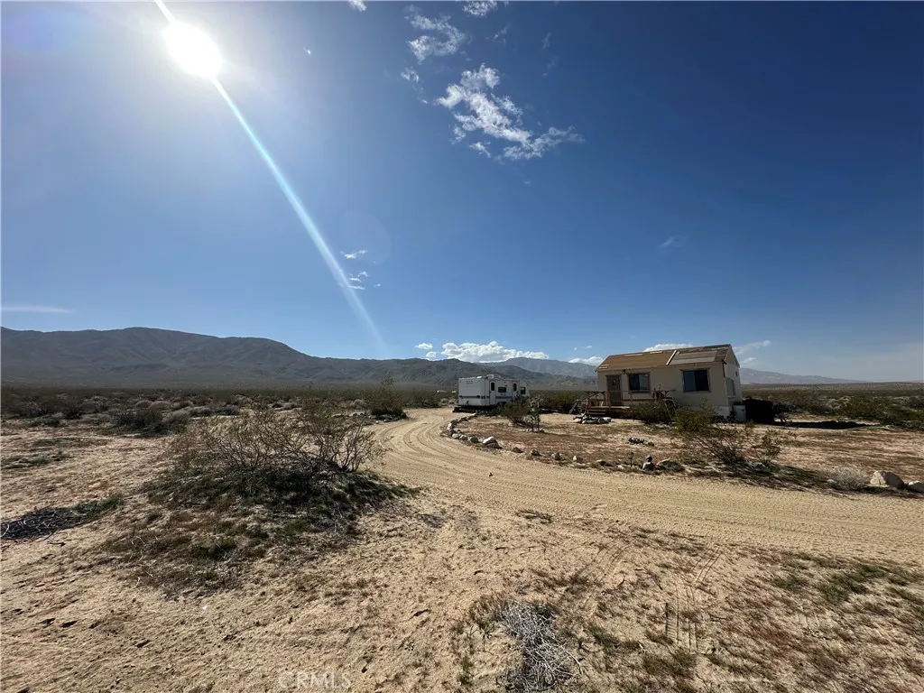777 Walker Road, Johnson Valley, CA, 92285