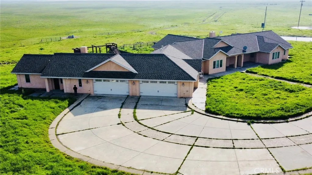 20552 Buchanan Hollow Road, Le Grand, CA 95333 - Main photo, Le Grand, CA