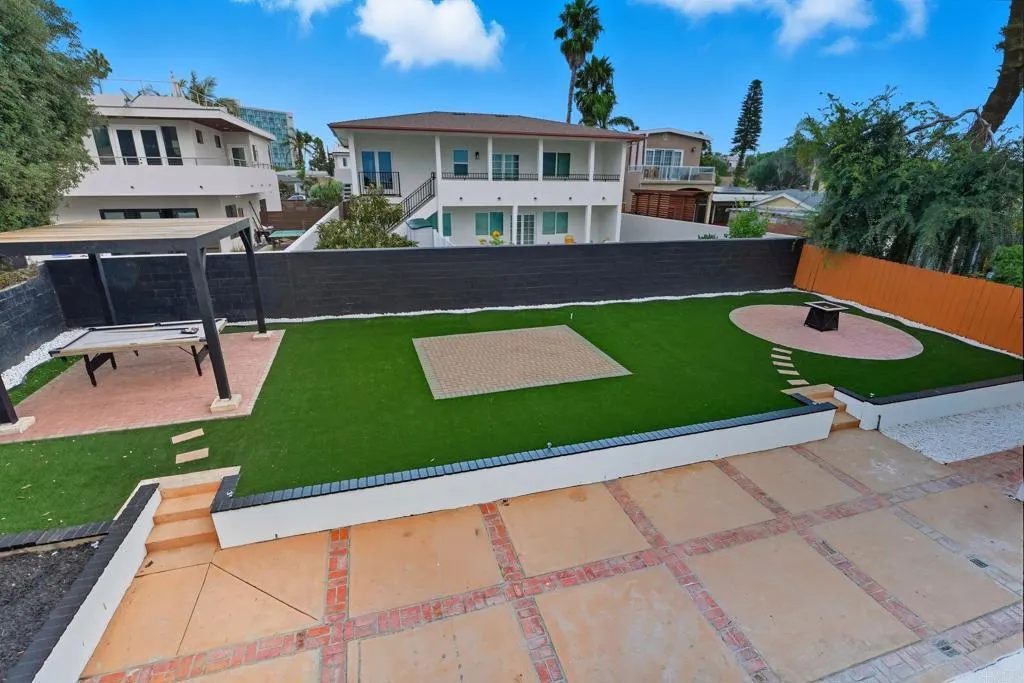 https://cdn.realtyfeed.com/cdn/127/306640438/7309a18dd5533526c4b6e35b6540649f.webp