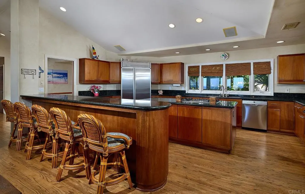 https://cdn.realtyfeed.com/cdn/127/306640449/357af80f846e15a4cc941eefaf0b1990.webp