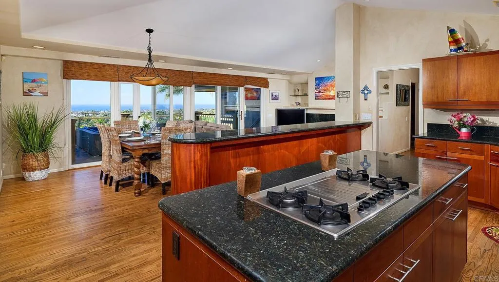 https://cdn.realtyfeed.com/cdn/127/306640449/5461358a50d4bca98983321d79f4797a.webp