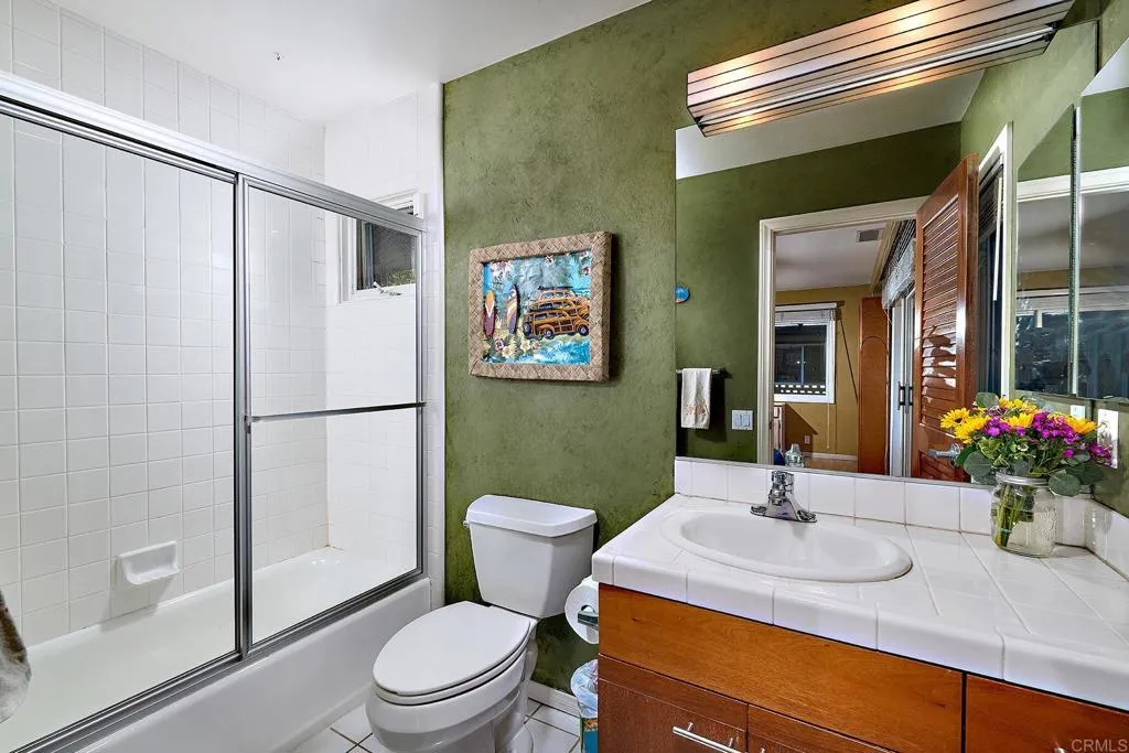 https://cdn.realtyfeed.com/cdn/127/306640449/8946b1a06d7b750d0fdb99d2deff2837.webp