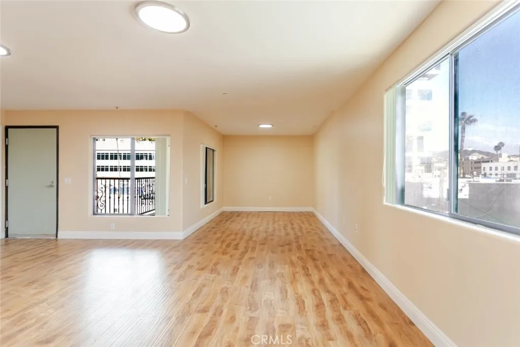 1466 Tamarind Avenue Unit 304, Los Angeles, CA 90028 - Photo 4 of 18, Los Angeles, CA