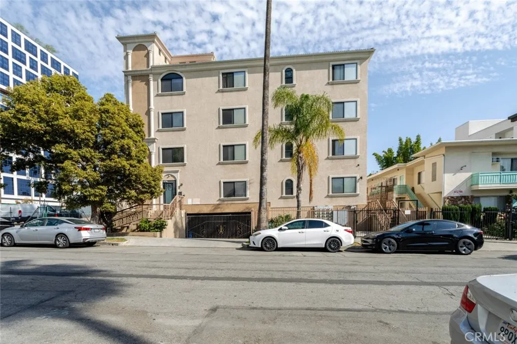 1466 Tamarind Avenue Unit 304, Los Angeles, CA 90028 - Main photo, Los Angeles, CA