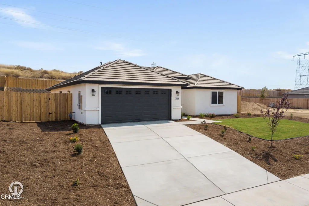 715 Sammy Way, Shafter, CA 93263 - Photo 2 of 30, Shafter, CA