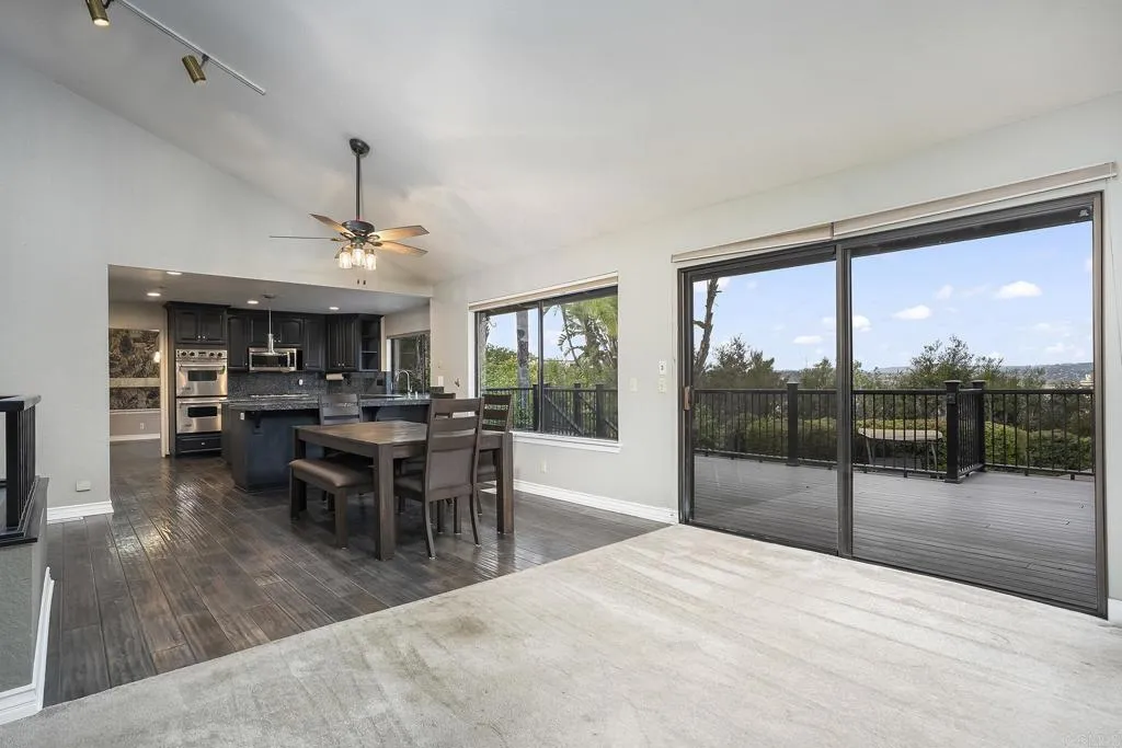 https://cdn.realtyfeed.com/cdn/127/306640535/787874d3a08660b0ea362eb0347cb6f9.webp