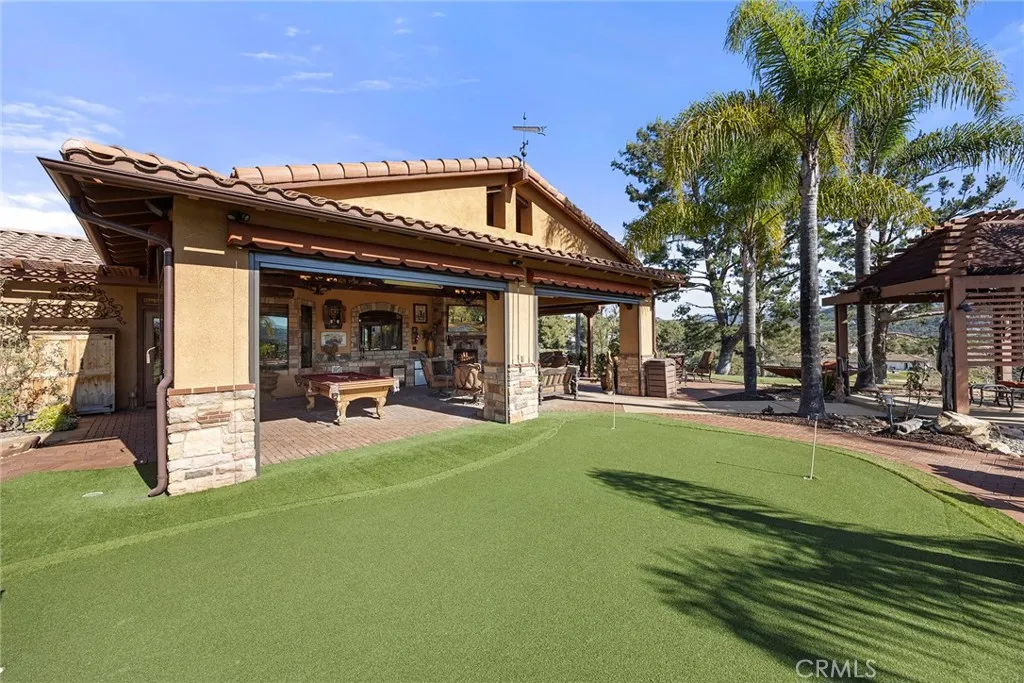 https://cdn.realtyfeed.com/cdn/127/306640538/1aa2966f2f7cab0de04d64c5b009bf2c.webp