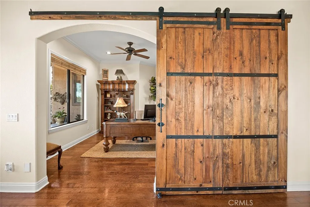 https://cdn.realtyfeed.com/cdn/127/306640538/cc4b1c3f82eb977f2863c2c33412fc7d.webp