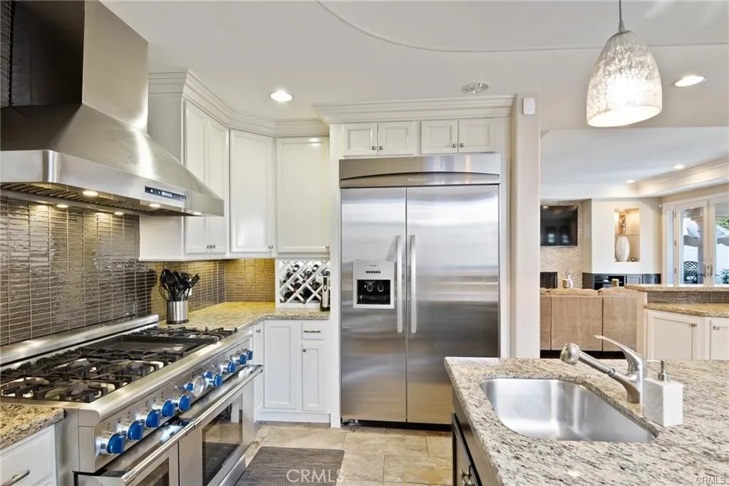 15102 Greenleaf Street, Sherman Oaks, CA, 91403