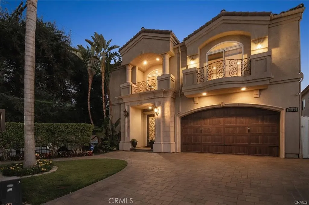 15102 Greenleaf Street, Sherman Oaks, CA, 91403