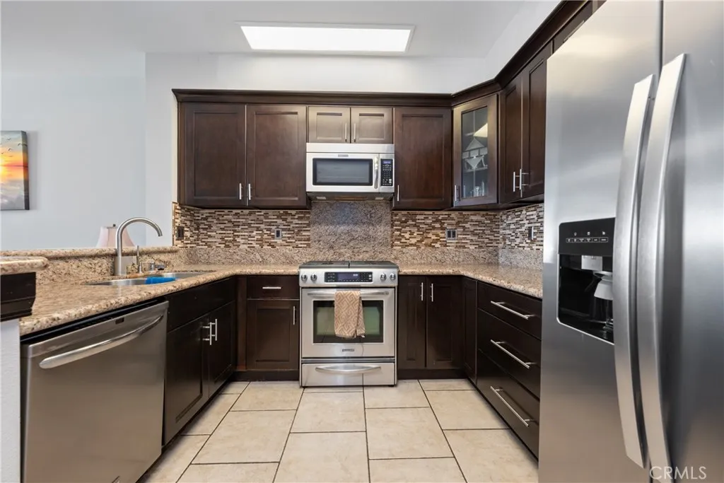 https://cdn.realtyfeed.com/cdn/127/306640549/739a3cc0685598895b095c8d07a4205e.webp