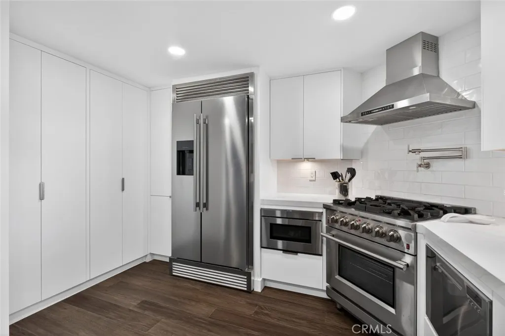 491 Morning Canyon Unit 3, Corona del Mar, CA 92625 - Photo 3 of 24, Corona Del Mar, CA