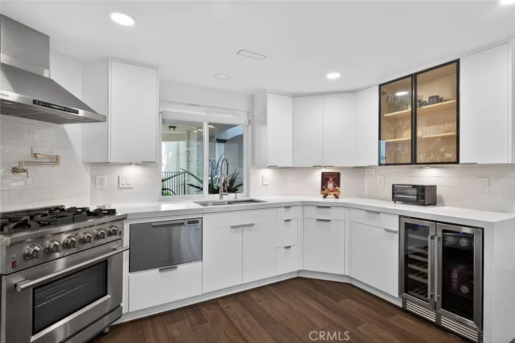 491 Morning Canyon Unit 3, Corona del Mar, CA 92625 - Photo 2 of 24, Corona Del Mar, CA