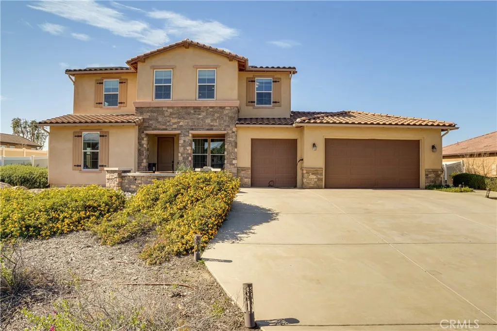 Redlands, CA 92374