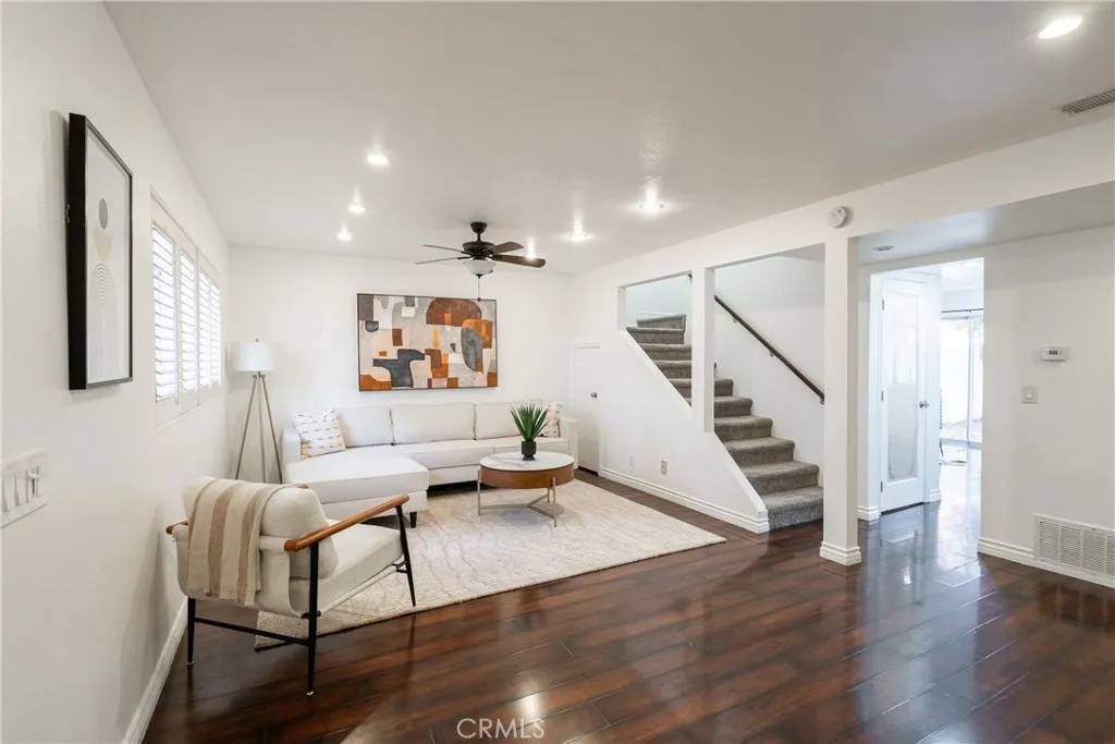 Thousand Oaks, CA 91361