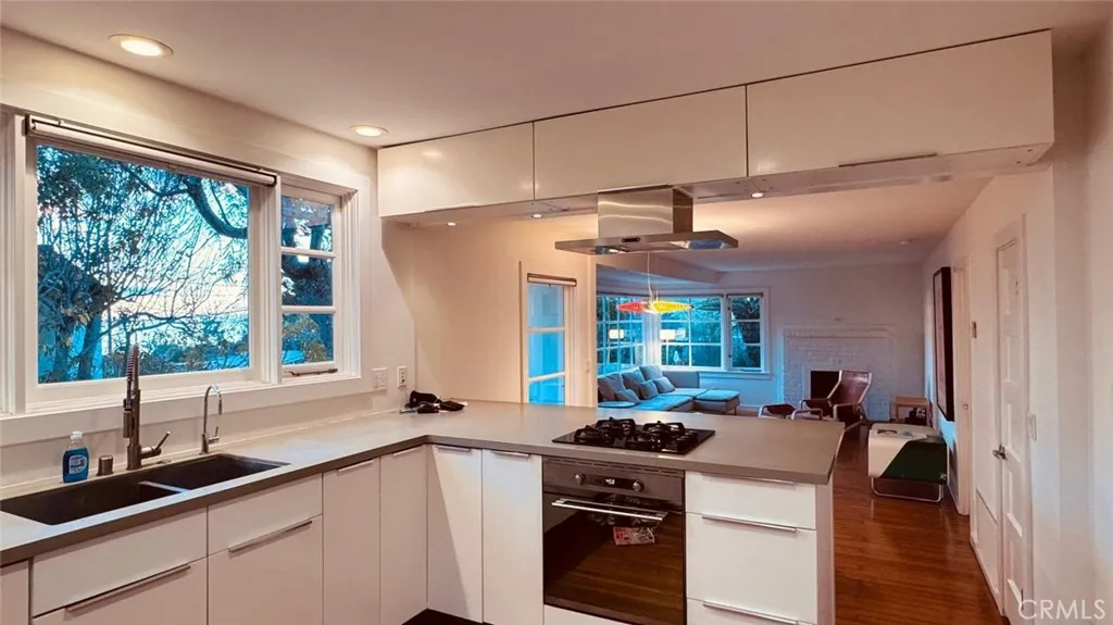 645 Thalia Street, Laguna Beach, CA 92651 - Photo 3 of 10, Laguna Beach, CA