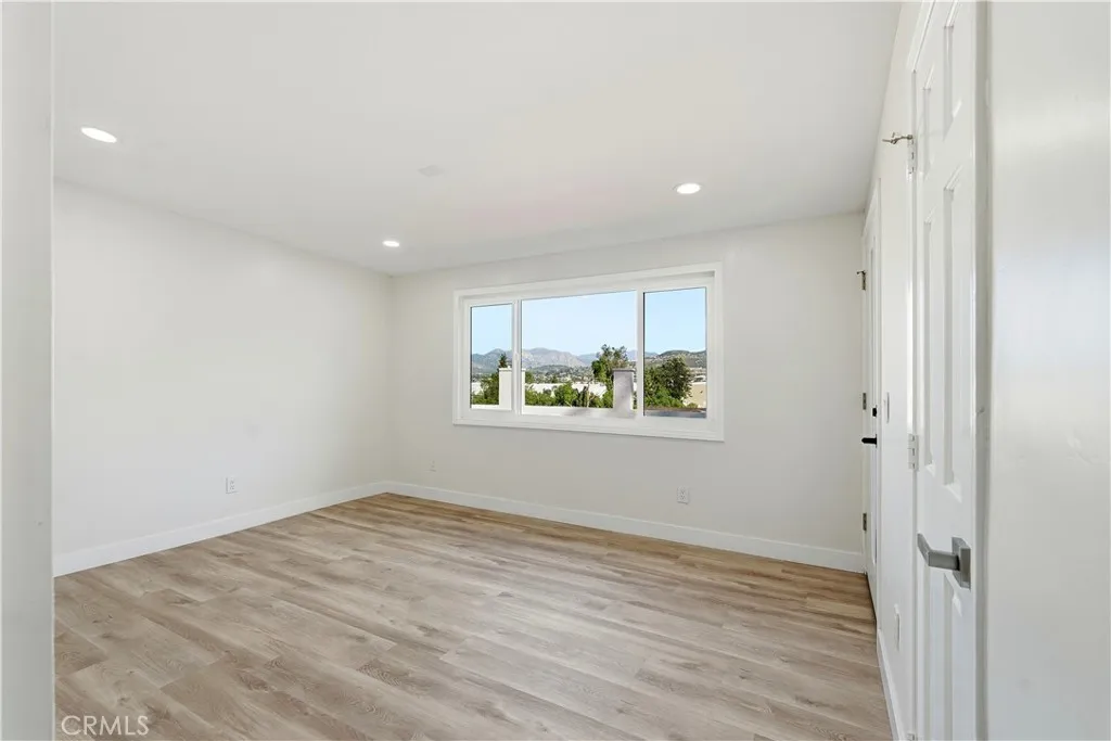 https://cdn.realtyfeed.com/cdn/127/306640639/02a29838b24092287f5c26c5ac742c32.webp