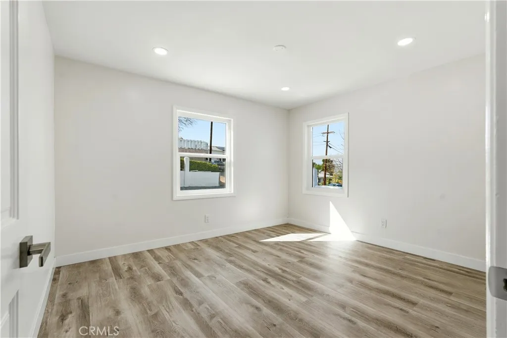 https://cdn.realtyfeed.com/cdn/127/306640639/3b04b37f6bbf5433b5f9e29eb83fed20.webp