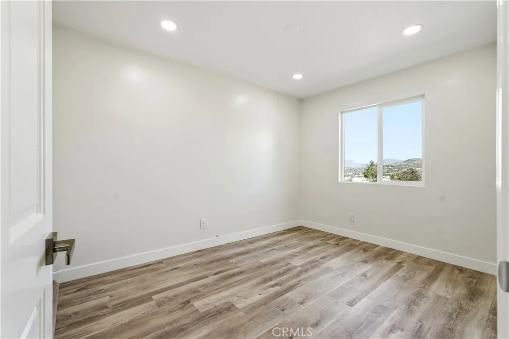 https://cdn.realtyfeed.com/cdn/127/306640639/509f56ecb607f5ce4e903fb38f22ca83.webp