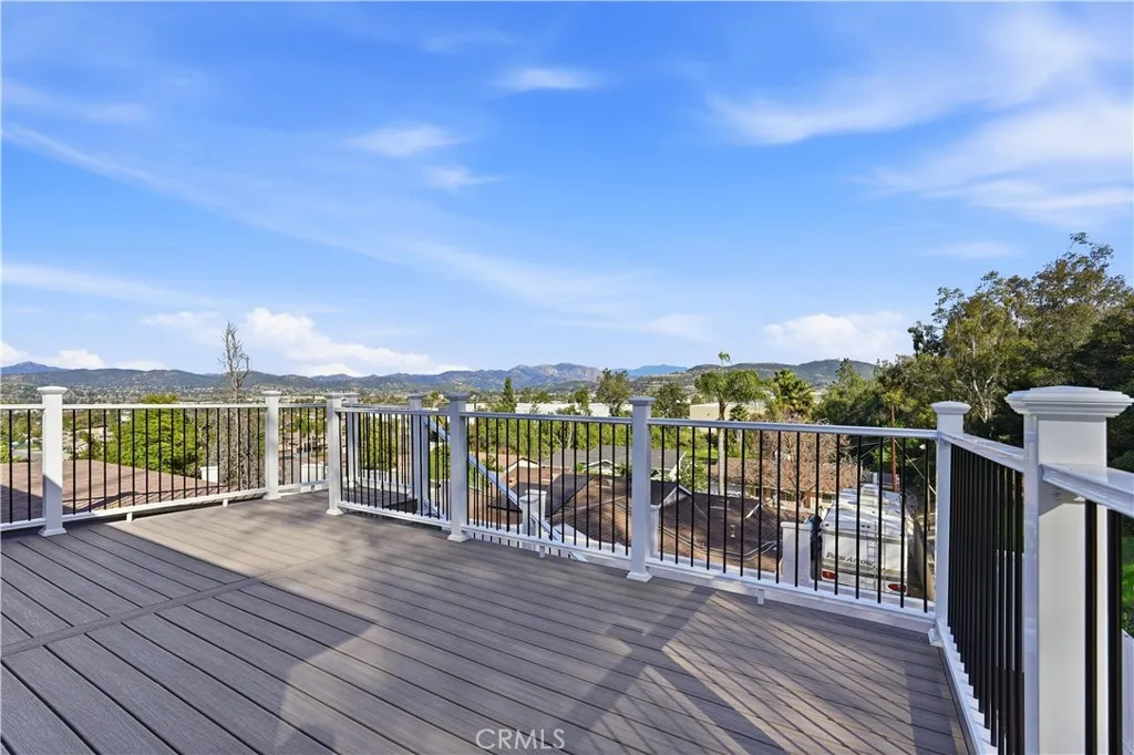 https://cdn.realtyfeed.com/cdn/127/306640639/a14071a3b27f7b1ebaccae1acc34b45a.webp