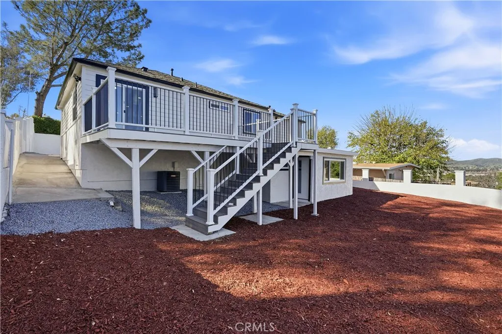 https://cdn.realtyfeed.com/cdn/127/306640639/d5952987159949df5abc194c1f6840b9.webp