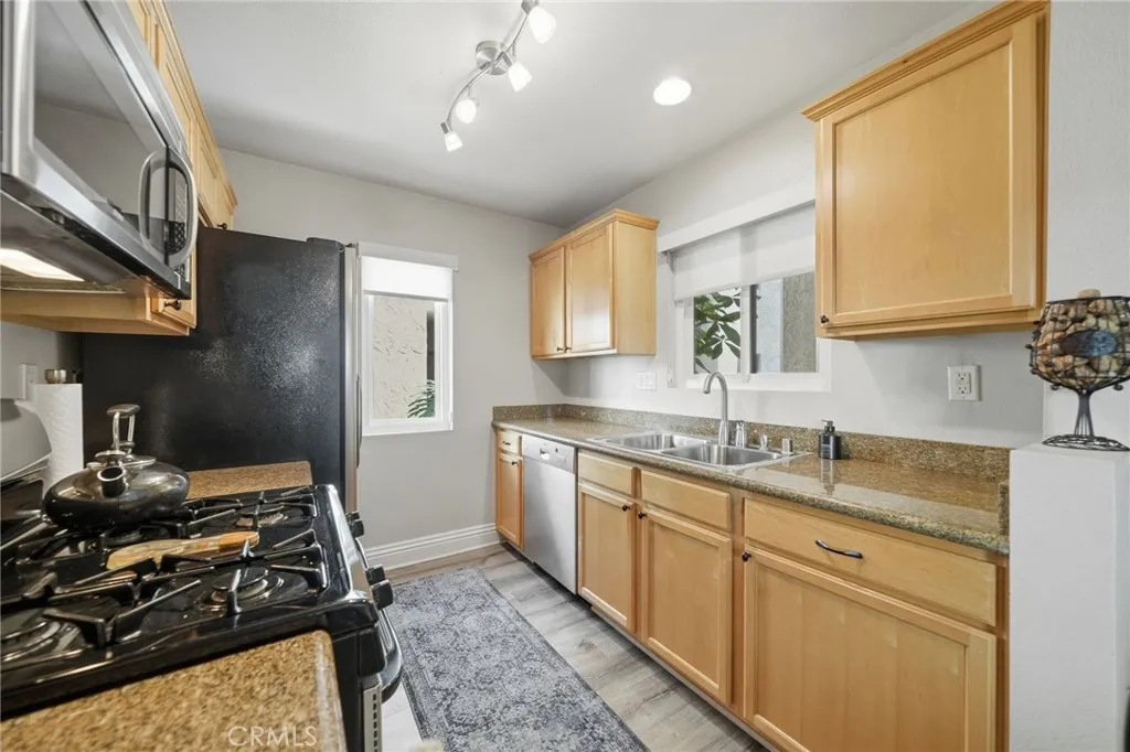 https://cdn.realtyfeed.com/cdn/127/306640676/bad17d69fb0e8dfa65d0df18696b5402.webp