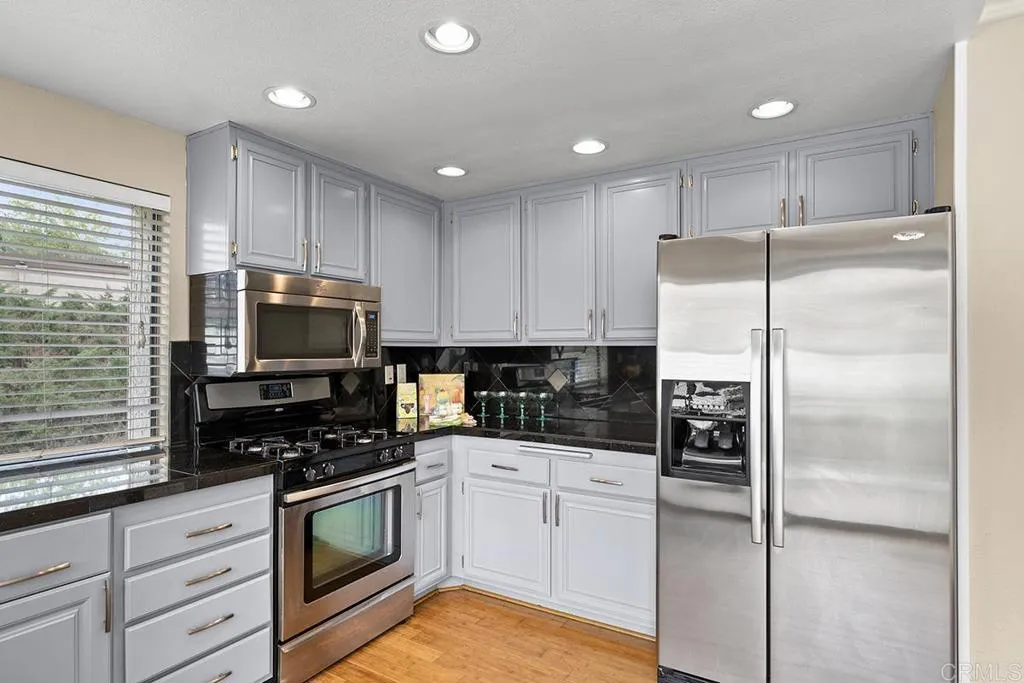 https://cdn.realtyfeed.com/cdn/127/306640722/2d95492b86e3f7f272c8aa875a267319.webp