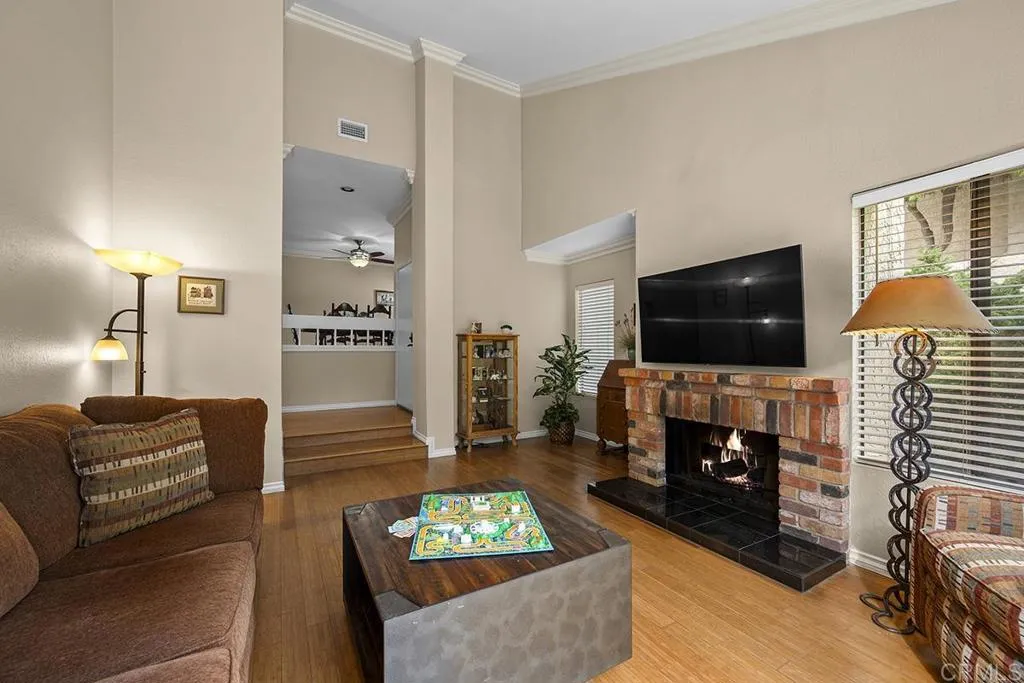 https://cdn.realtyfeed.com/cdn/127/306640722/ac922a4fe1fdd8ea0231ccce41f48ec3.webp