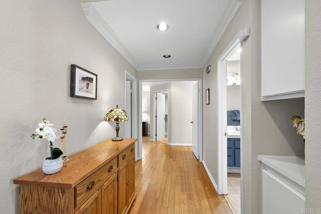 https://cdn.realtyfeed.com/cdn/127/306640722/ae4709a13724e578daca4553f27fdbdf.webp