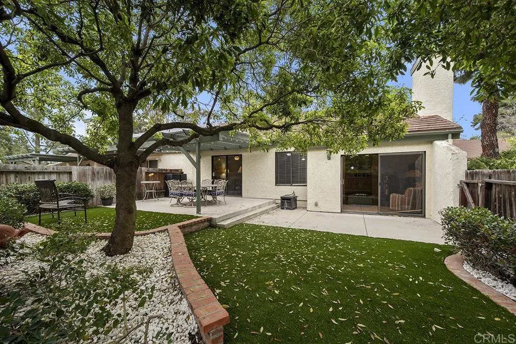 https://cdn.realtyfeed.com/cdn/127/306640722/df996fe34356236be4c777df5d302264.webp