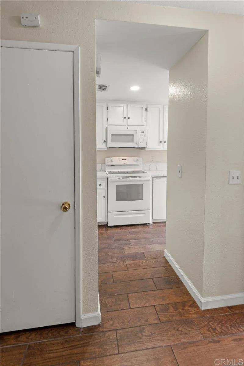 Photo #9: PTP2601059 Listing: Photo #9