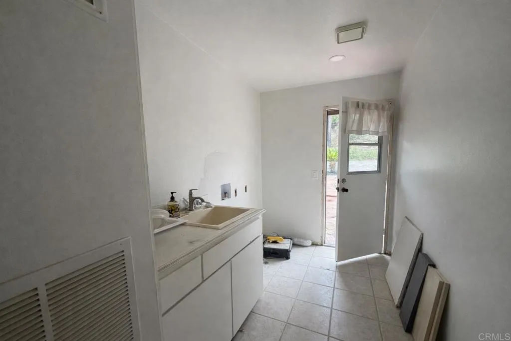 https://cdn.realtyfeed.com/cdn/127/306640749/3cd2fc06f9c4ef8523c72d0a19567453.webp
