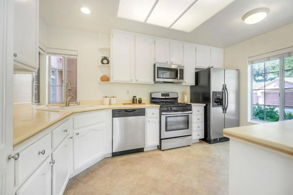 Photo #10: NDP2601322 Listing: Photo #10