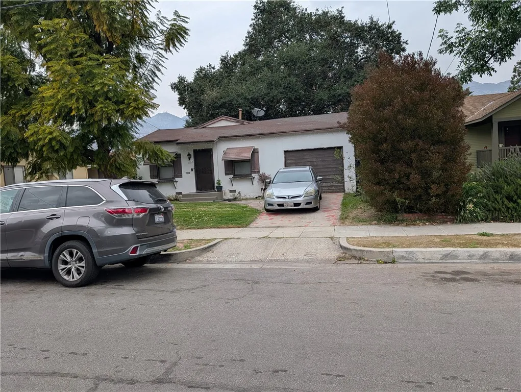 855 W Walnut, Monrovia, CA 91016 - Main photo, Monrovia, CA