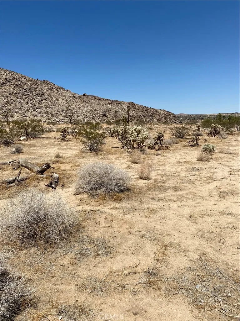 5814 Sunburst, Joshua Tree, CA, 92252