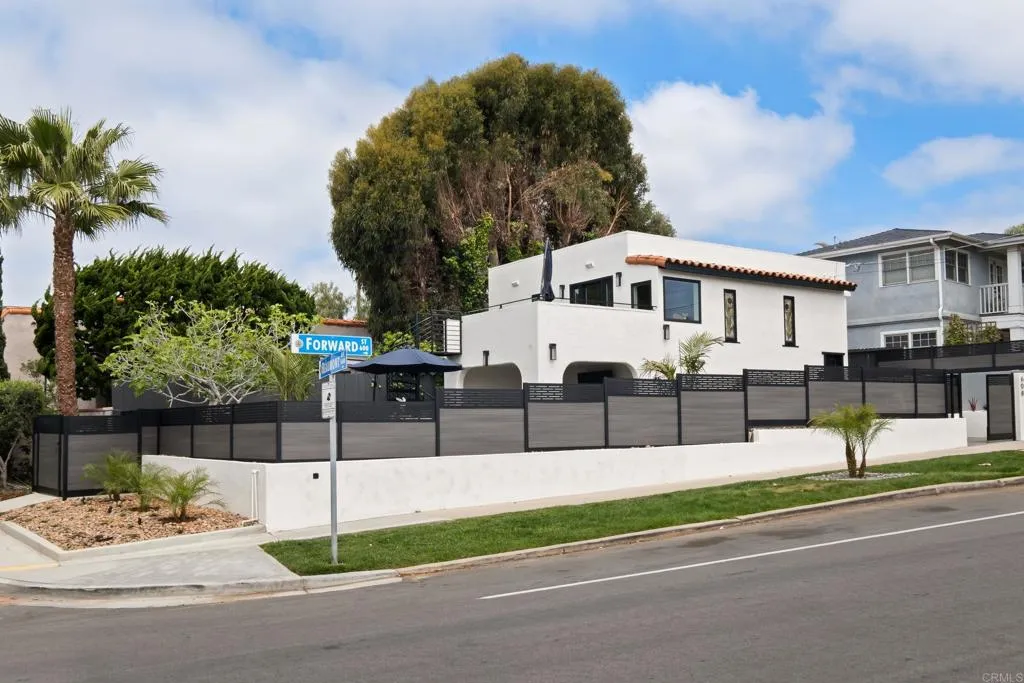https://cdn.realtyfeed.com/cdn/127/306640803/52f835b3ea9d610058458dd97a1ab746.webp