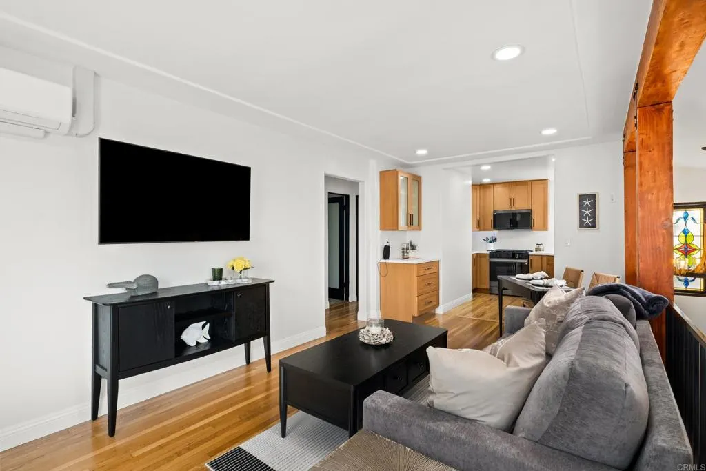 https://cdn.realtyfeed.com/cdn/127/306640803/a3429ed6816b86ae5f8042cd84600c4c.webp