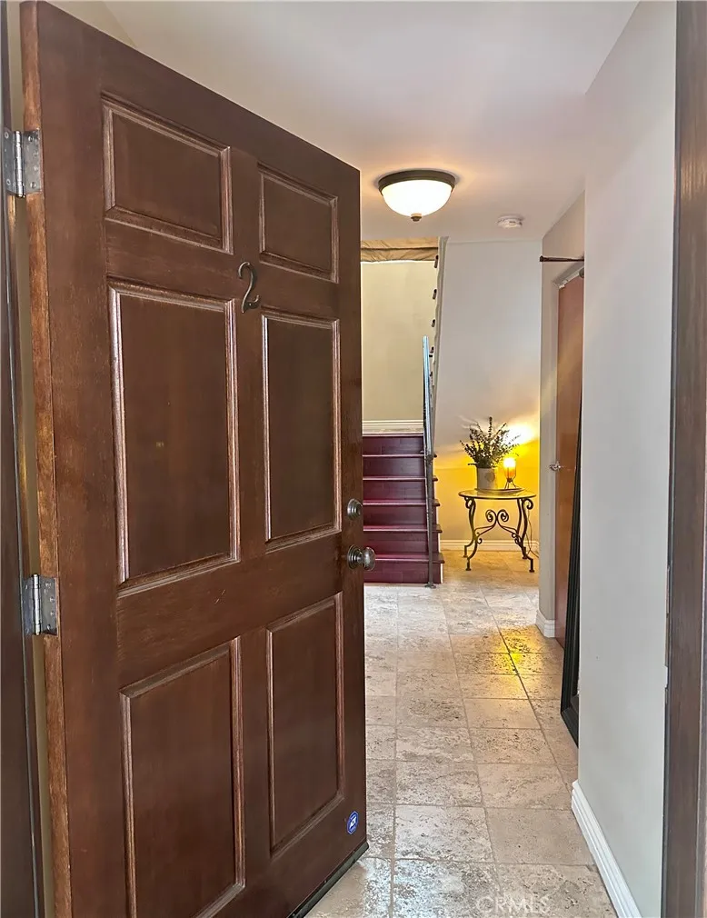 4328 Gentry Avenue Unit 2, Studio City, CA 91604 - Photo 3 of 40, Studio City, CA
