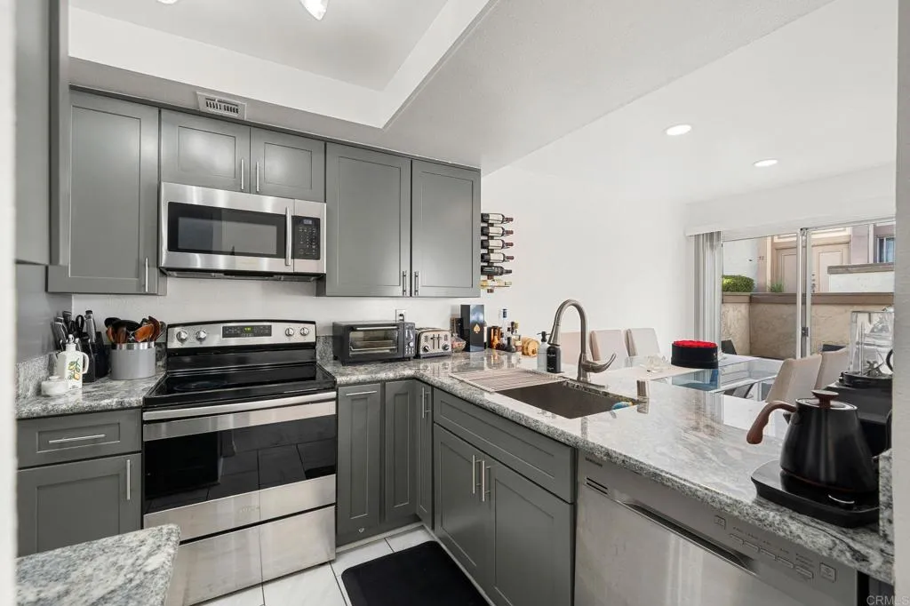 Photo #7: PTP2601065 Listing: Photo #7