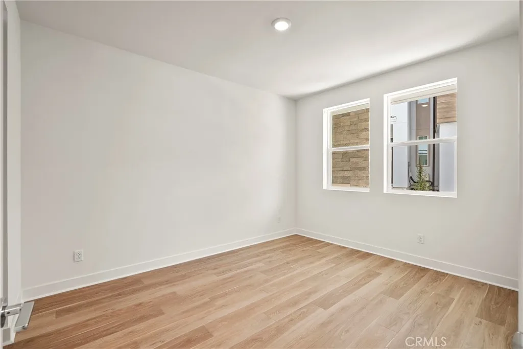 Photo #9: OC26030768 Listing: Photo #9