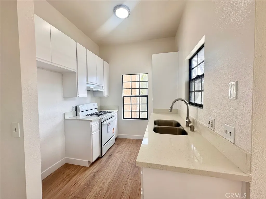 10531 Lakeside South Unit J, Garden Grove, CA 92840 - Photo 2 of 13, Garden Grove, CA