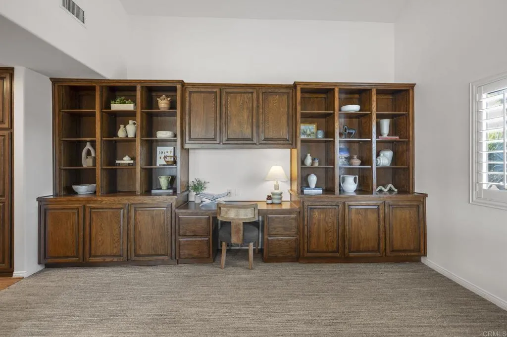 https://cdn.realtyfeed.com/cdn/127/306640962/99276dabf66f0dd79eff6343203a1923.webp