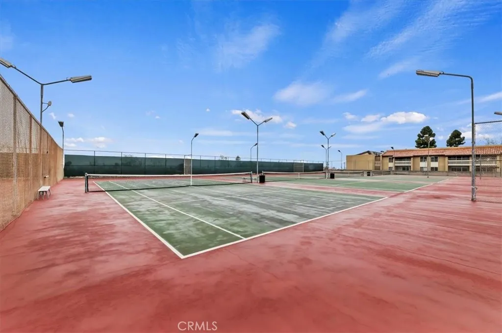 https://cdn.realtyfeed.com/cdn/127/306640971/00fc9cd9ec512a9699daea58d71ddd26.webp