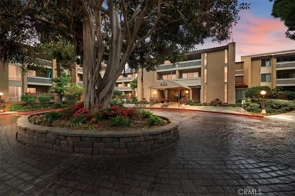 https://cdn.realtyfeed.com/cdn/127/306640971/c0211c5af6b4acedbdf1b3b26a8c9345.webp