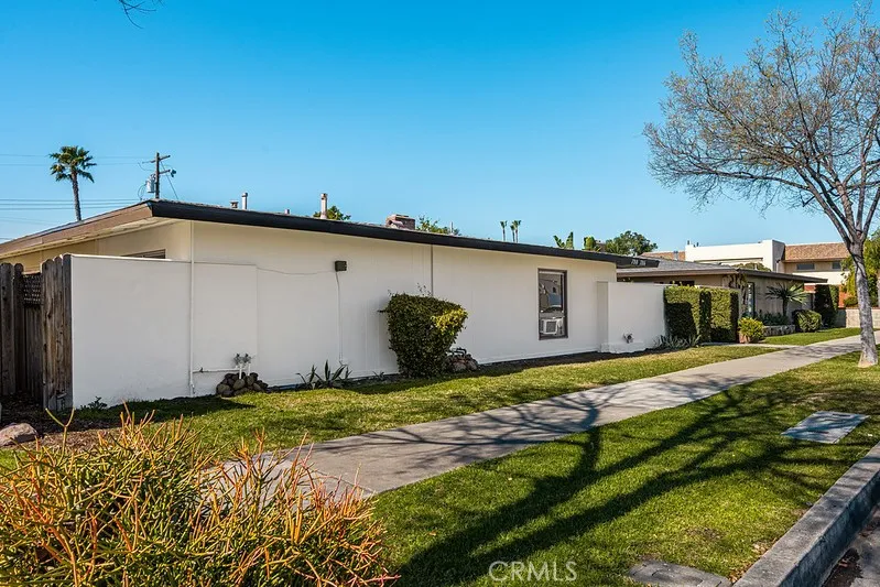 786 N Shattuck Pl, Orange, CA 92867 - Photo 2 of 23, Orange, CA