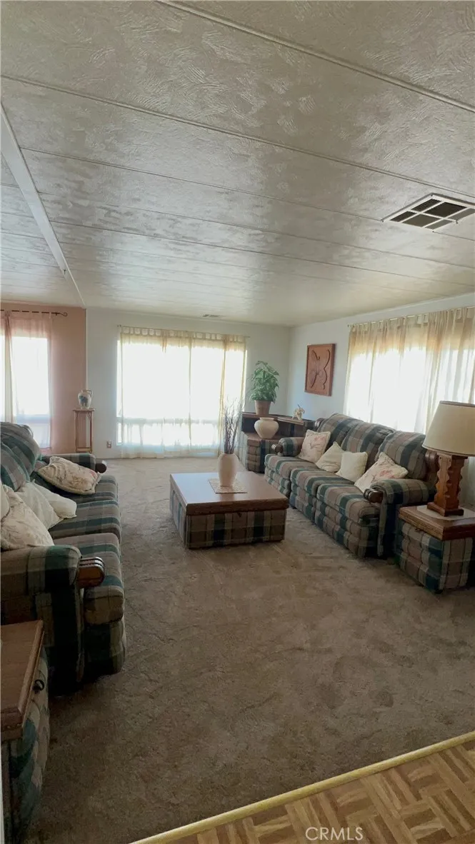 https://cdn.realtyfeed.com/cdn/127/306640997/26e17979440de66b8c2457c3fcaad623.webp